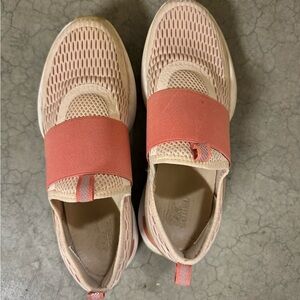 Sorel Women's Kinetic Impact Strap Shoes